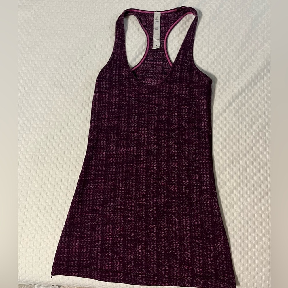 Lululemon size 2 tank